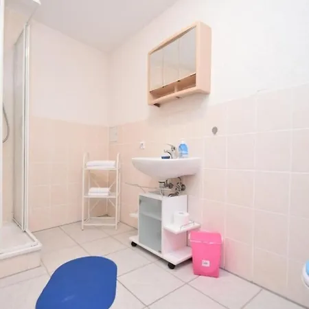 - Brueckenwohnung * Meisdorf