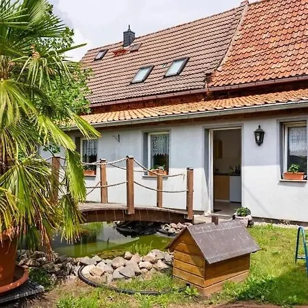 - Brueckenwohnung *
